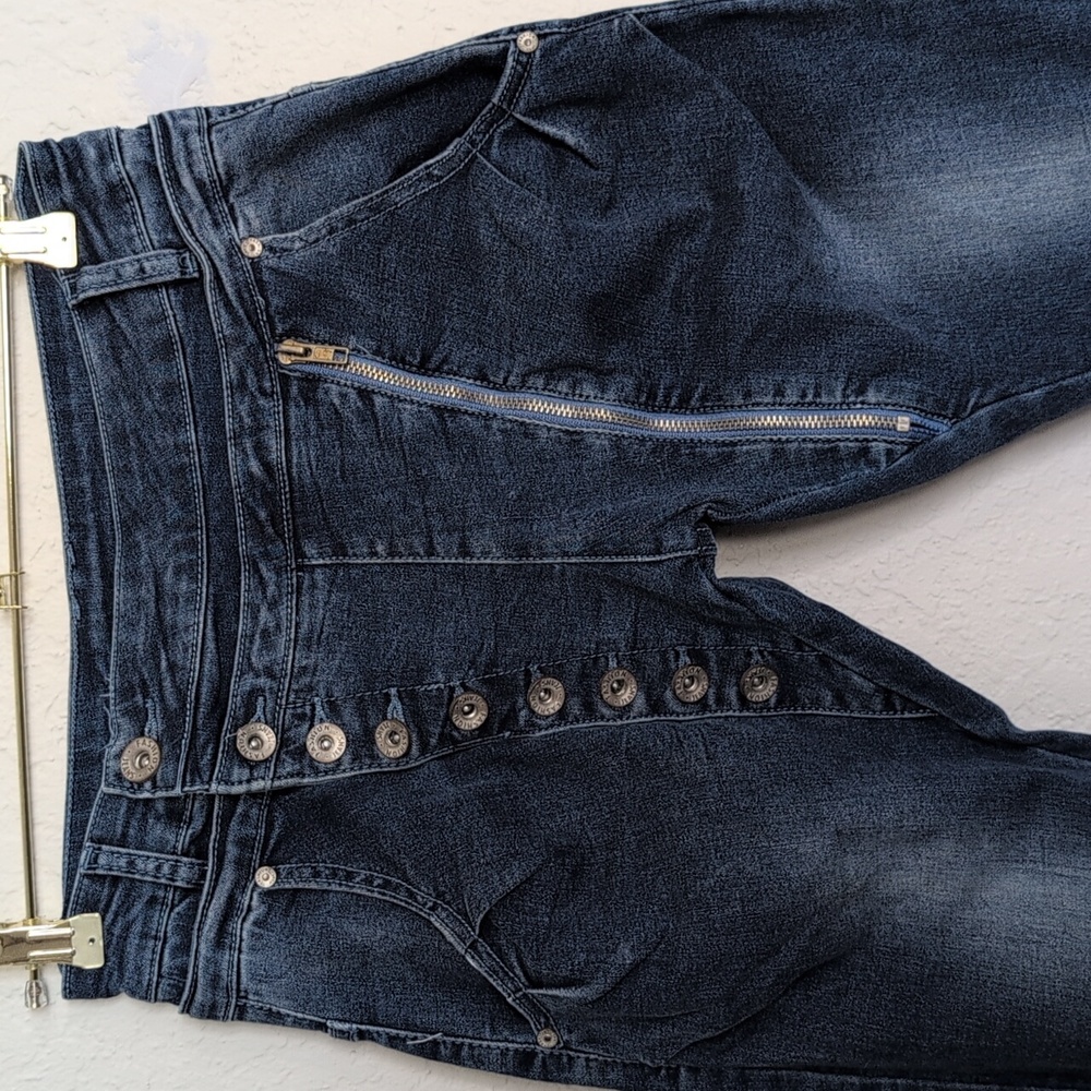 Women's Jeans - Picture 4 of 12